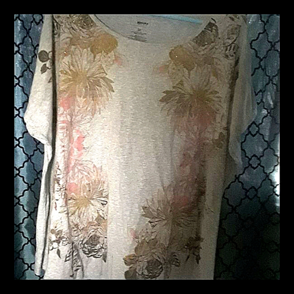 Beautiful sparkly Sonoma T